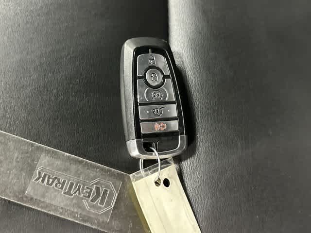 2021 Ford Explorer photo 32 of 32