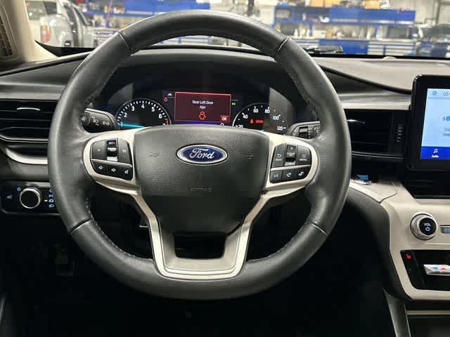 2023 Ford Explorer XLT Oxford White at Friendly Ford Crosby