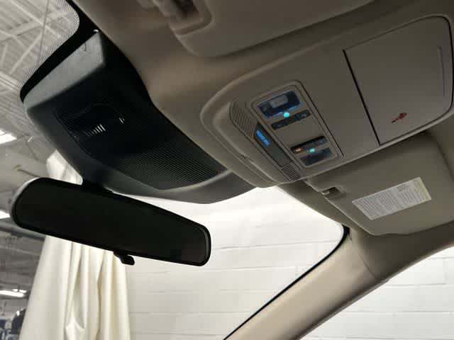 2023 Ford Explorer XLT Oxford White at Friendly Ford Crosby