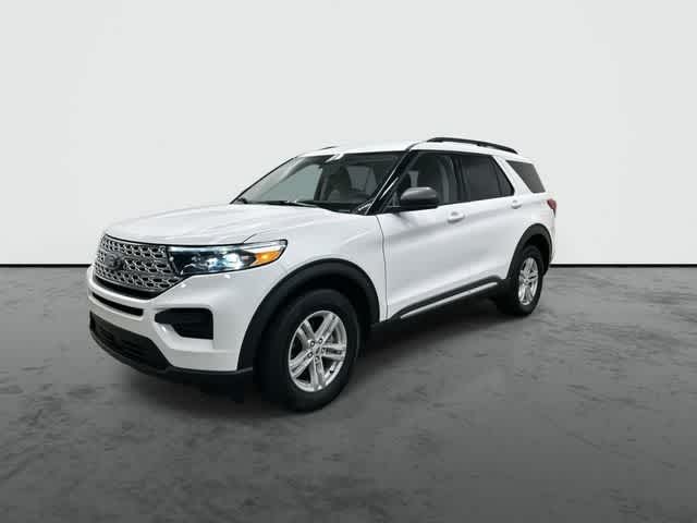 2023 Ford Explorer XLT Oxford White at Friendly Ford Crosby