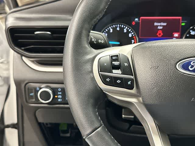 2023 Ford Explorer XLT Oxford White at Friendly Ford Crosby