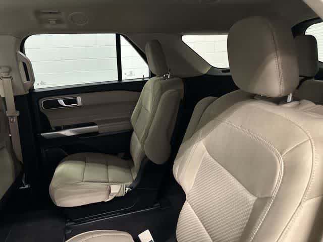 2023 Ford Explorer XLT Oxford White at Friendly Ford Crosby