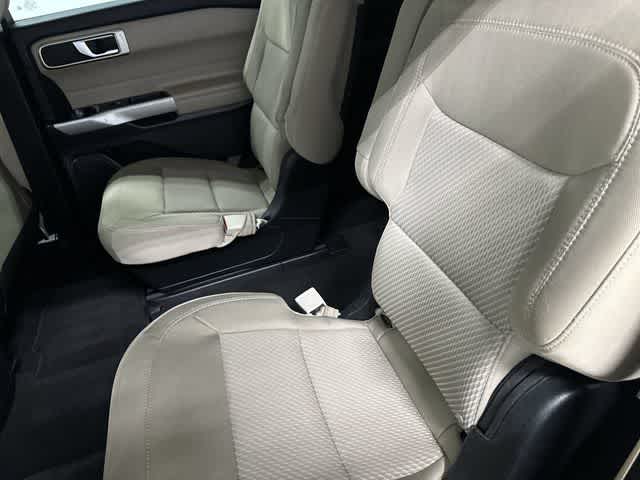 2023 Ford Explorer XLT Oxford White at Friendly Ford Crosby