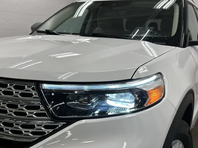 2023 Ford Explorer XLT Oxford White at Friendly Ford Crosby