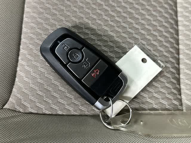 2023 Ford Explorer photo 32 of 32