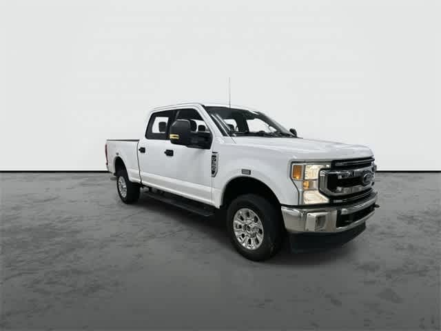2022 Ford Super Duty F-350 SRW XLT Oxford White at Helfman Ford