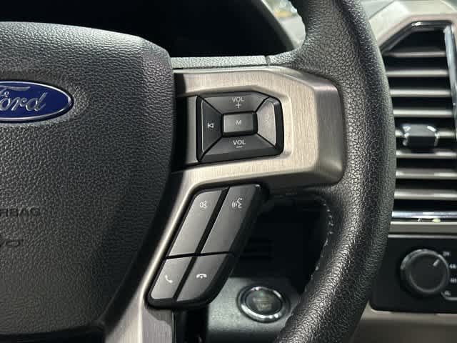 2015 Ford F-150 photo 18 of 33