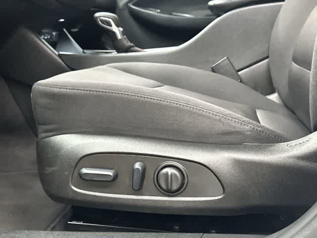 2022 Chevrolet Malibu RS Summit White at Davis Chevrolet
