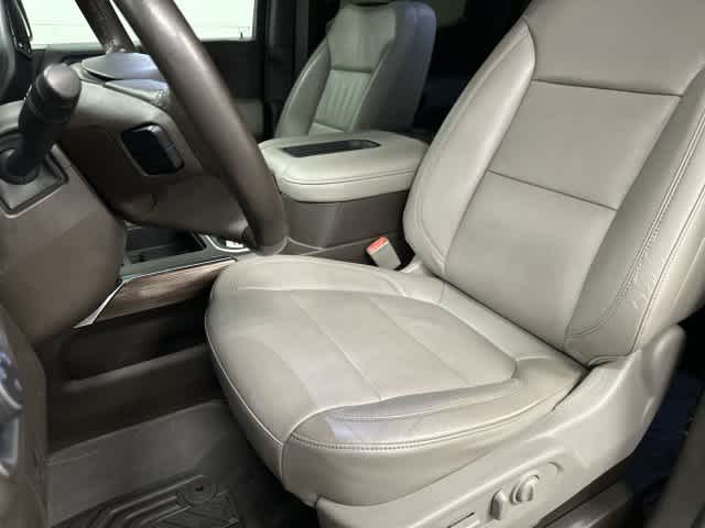 2020 Chevrolet Silverado 1500 photo 10 of 32