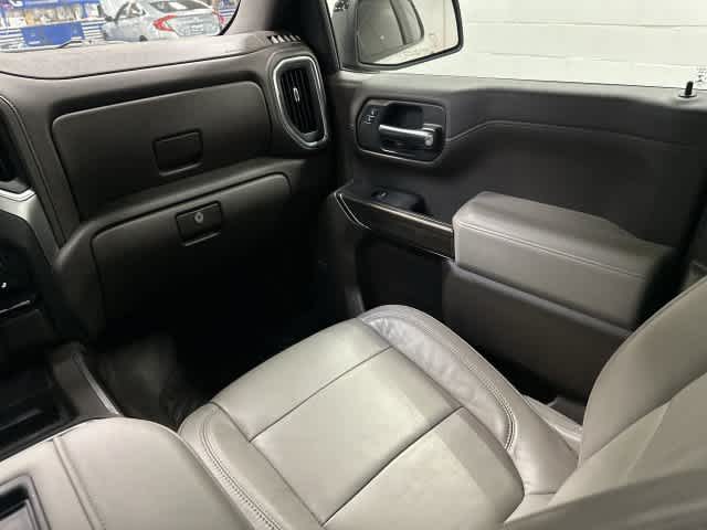 2020 Chevrolet Silverado 1500 photo 13 of 32