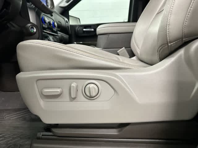 2020 Chevrolet Silverado 1500 photo 26 of 32
