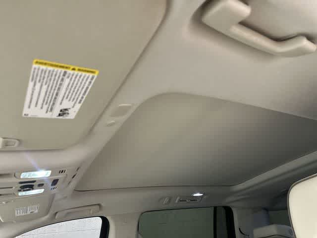2021 GMC Yukon Denali Denali White Frost Tricoat at Group 1 GMC Buick South