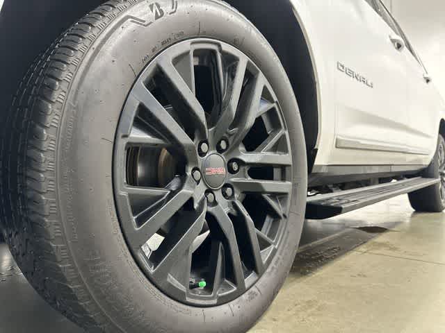 2021 GMC Yukon Denali Denali White Frost Tricoat at Group 1 GMC Buick South