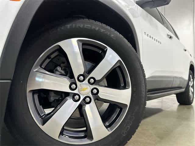 2023 Chevrolet Traverse LT Leather Iridescent Pearl Tricoat at AutoNation Chrysler Jeep Dodge Ram Spring