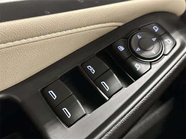 2023 Chevrolet Traverse LT Leather Iridescent Pearl Tricoat at AutoNation Chrysler Jeep Dodge Ram Spring