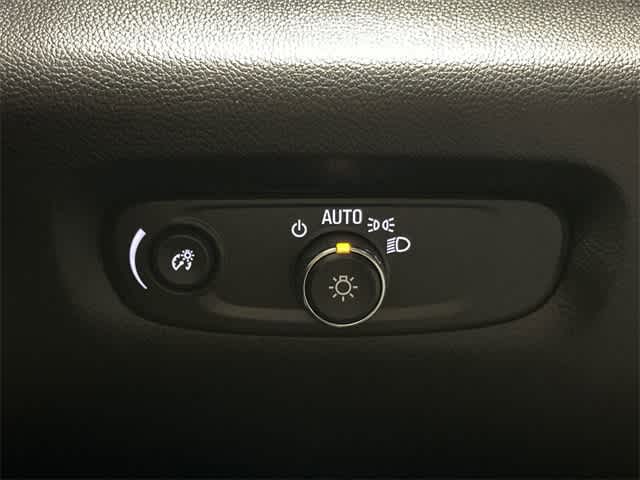 2023 Chevrolet Traverse LT Leather Iridescent Pearl Tricoat at AutoNation Chrysler Jeep Dodge Ram Spring