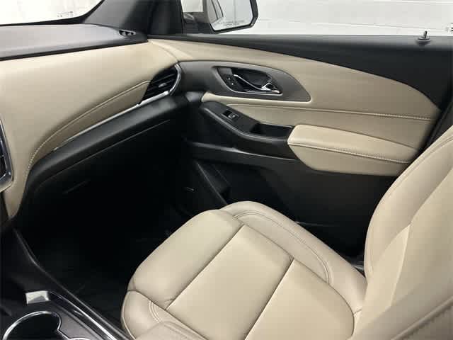 2023 Chevrolet Traverse LT Leather Iridescent Pearl Tricoat at AutoNation Chrysler Jeep Dodge Ram Spring