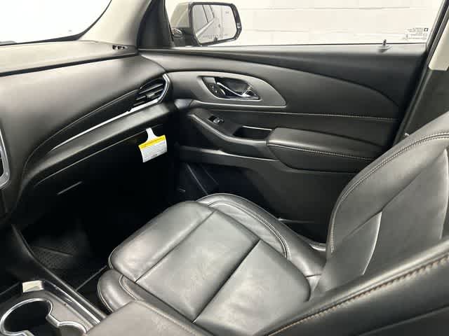 2019 Chevrolet Traverse LT Leather Pepperdust Metallic at HGreg Houston
