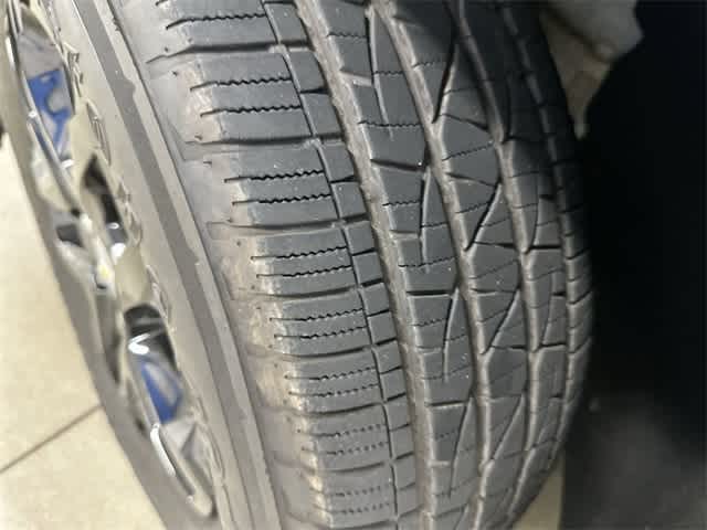 2020 Chevrolet Traverse LT Cloth Summit White at Davis Chevrolet