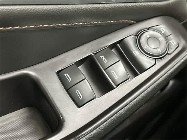 2020 Chevrolet Traverse LT Cloth Summit White at Davis Chevrolet