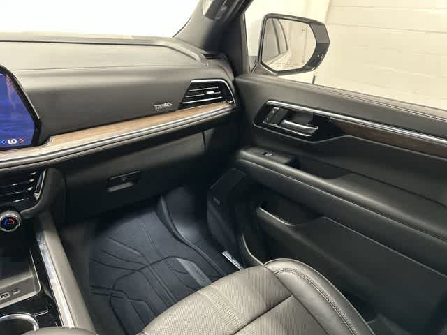 2025 Chevrolet Suburban High Country Iridescent Pearl Tricoat at Davis Chevrolet
