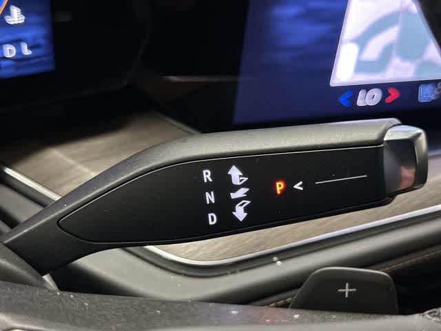 2025 Chevrolet Suburban High Country Iridescent Pearl Tricoat at Davis Chevrolet