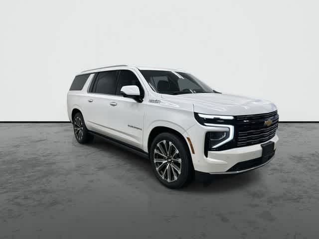 2025 Chevrolet Suburban High Country Iridescent Pearl Tricoat at Davis Chevrolet