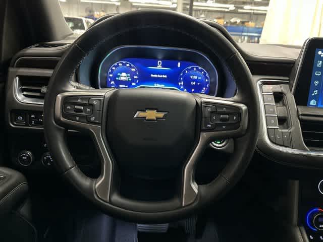 2023 Chevrolet Suburban photo 15 of 33
