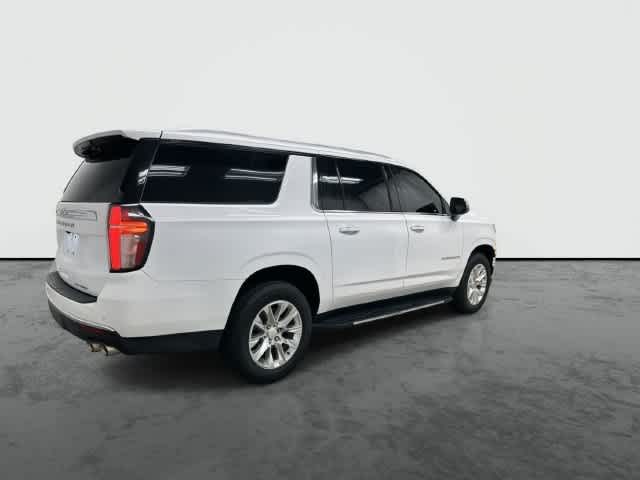 2023 Chevrolet Suburban photo 4 of 33