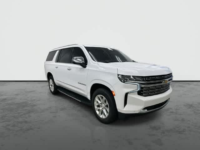 2023 Chevrolet Suburban photo 6 of 33