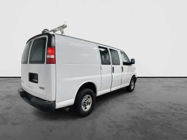 2018 GMC Savana Cargo Van - 3