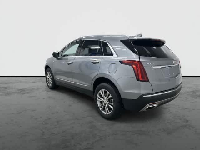 2023 Cadillac XT5 photo 2 of 33