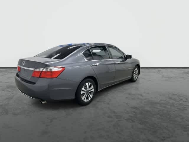 2013 Honda Accord photo 3 of 32