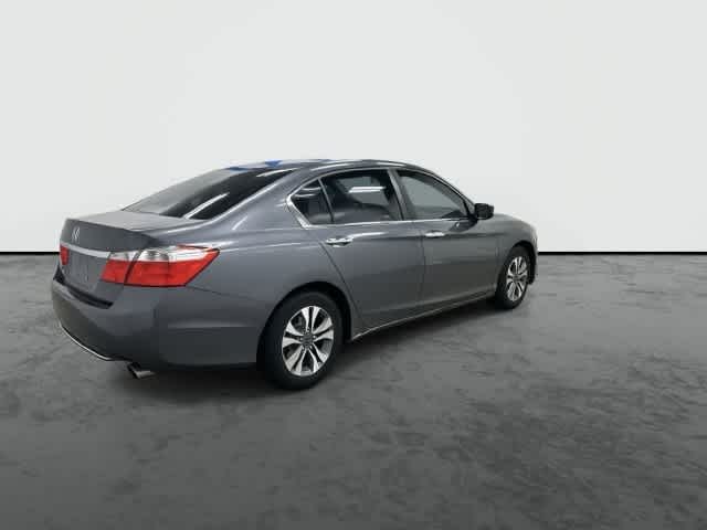 2013 Honda Accord photo 4 of 32