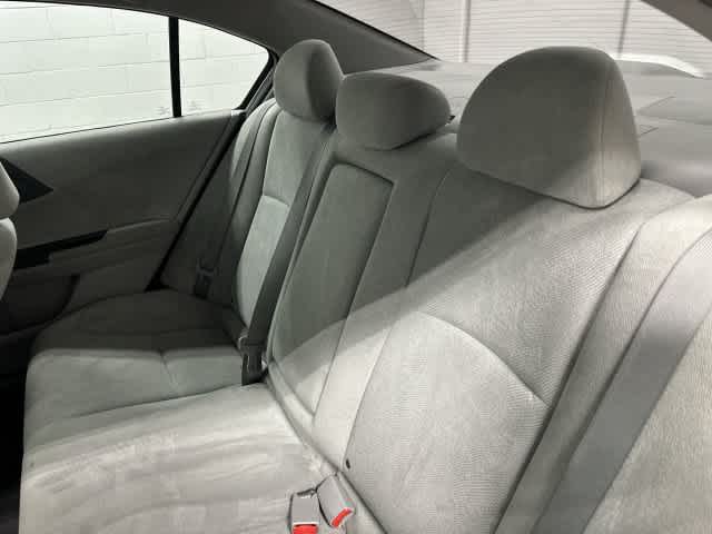 2013 Honda Accord photo 14 of 32