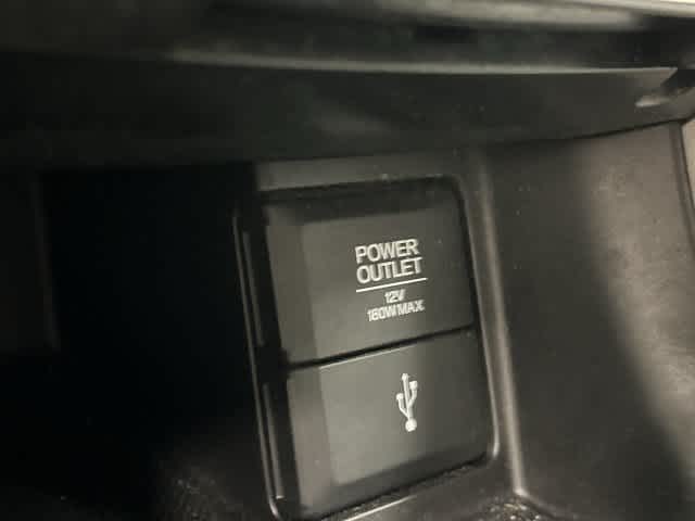 2013 Honda Accord photo 25 of 32