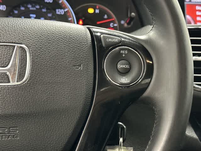 2017 Honda Accord Sedan photo 18 of 32