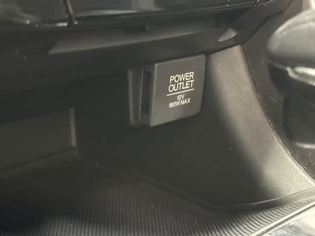 2017 Honda Accord Sedan photo 25 of 32