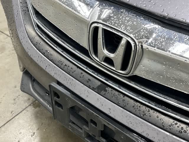 2017 Honda Accord Sedan photo 30 of 32