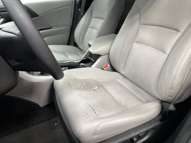 2014 Honda Accord photo 10 of 31