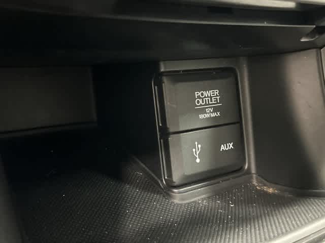 2014 Honda Accord photo 24 of 31