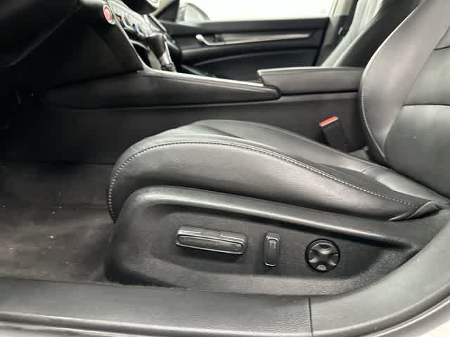 2022 Honda Accord Sport SE Platinum White Pearl at Honda of Clear Lake