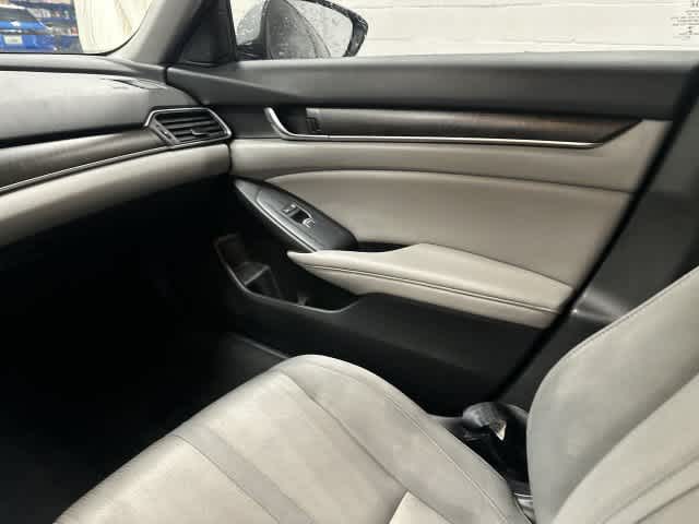 2020 Honda Accord Sedan photo 13 of 32