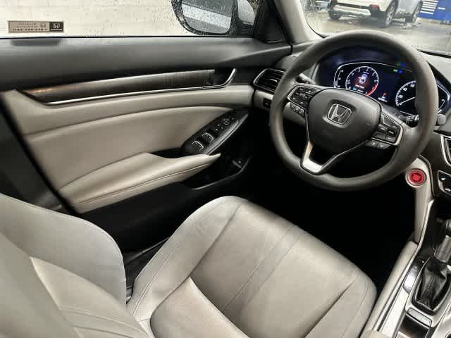 2020 Honda Accord Sedan photo 12 of 32