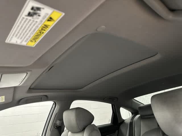 2020 Honda Accord Sedan photo 27 of 32