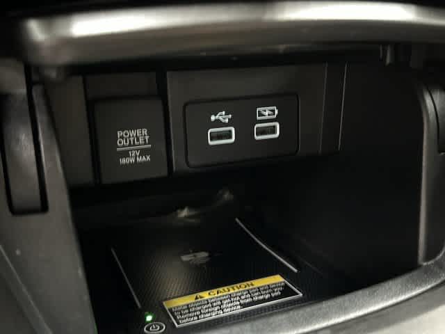 2022 Honda Accord photo 26 of 33