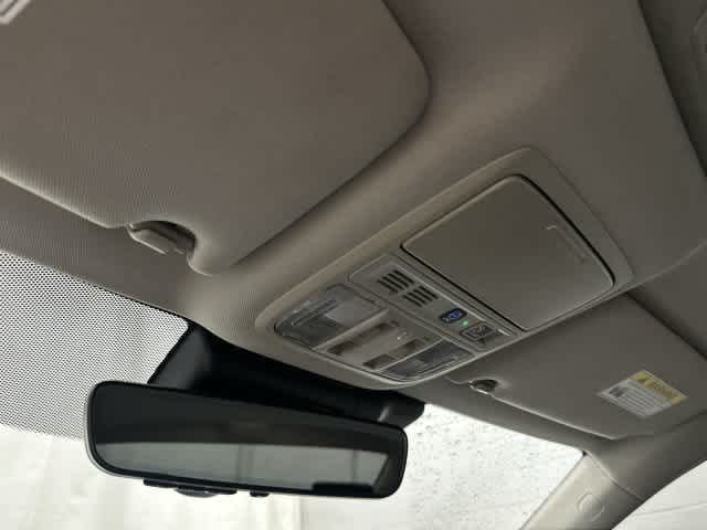 2022 Honda Accord photo 21 of 33