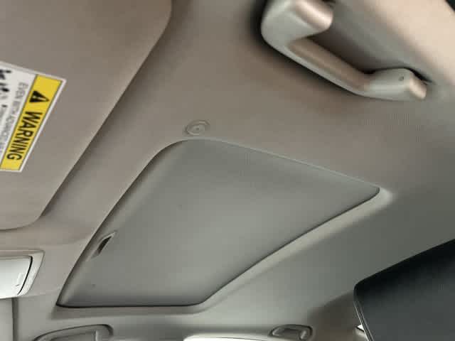 2022 Honda Accord photo 28 of 33