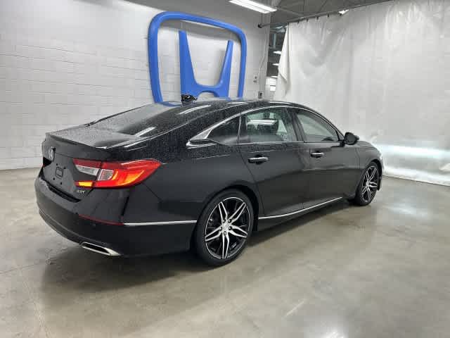 2022 Honda Accord photo 4 of 33