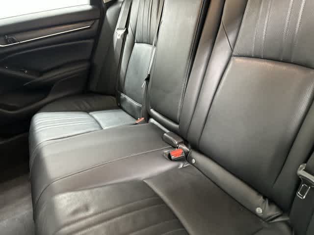 2022 Honda Accord photo 11 of 33